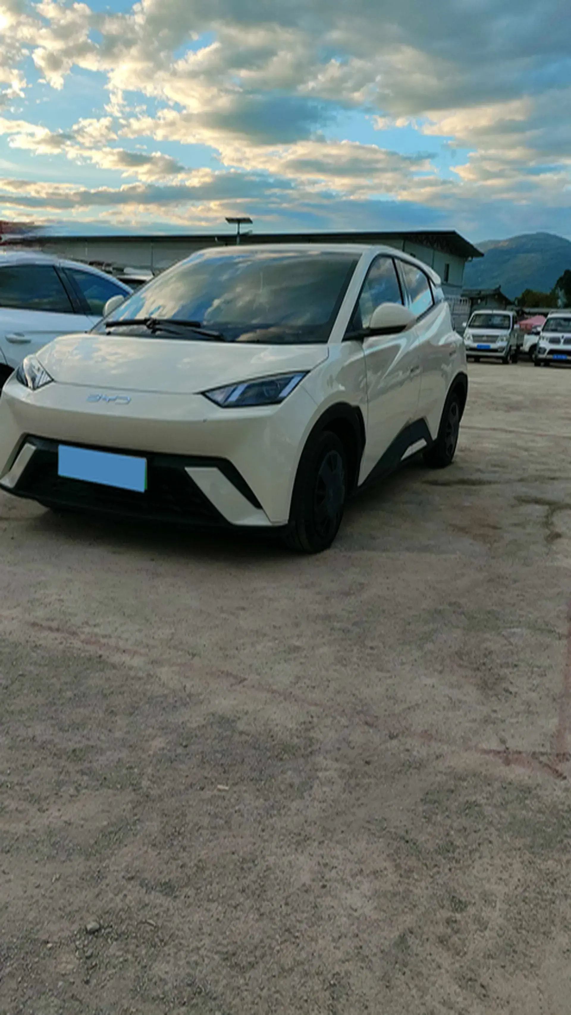 2023 BYD SEAGULL view 1