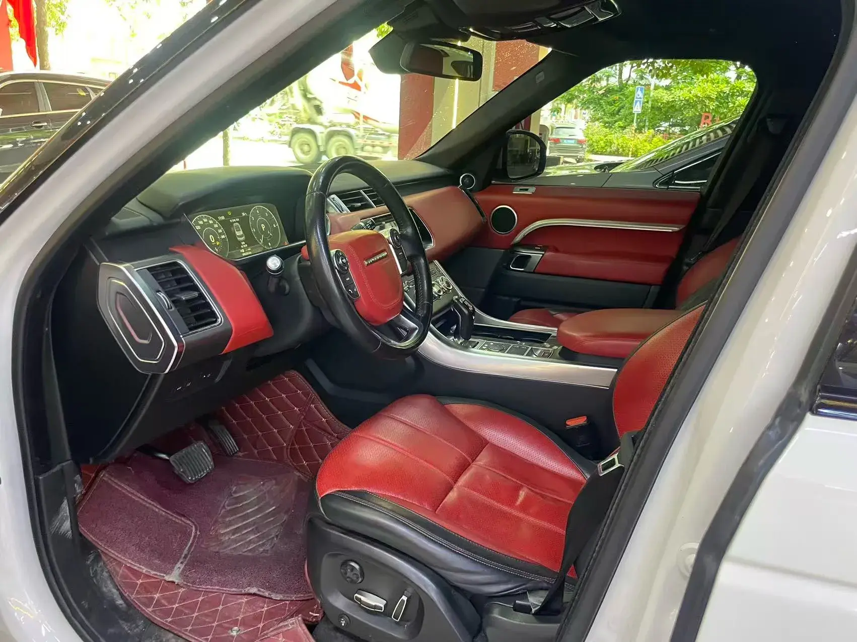 2014 LAND ROVER thumbnail 3