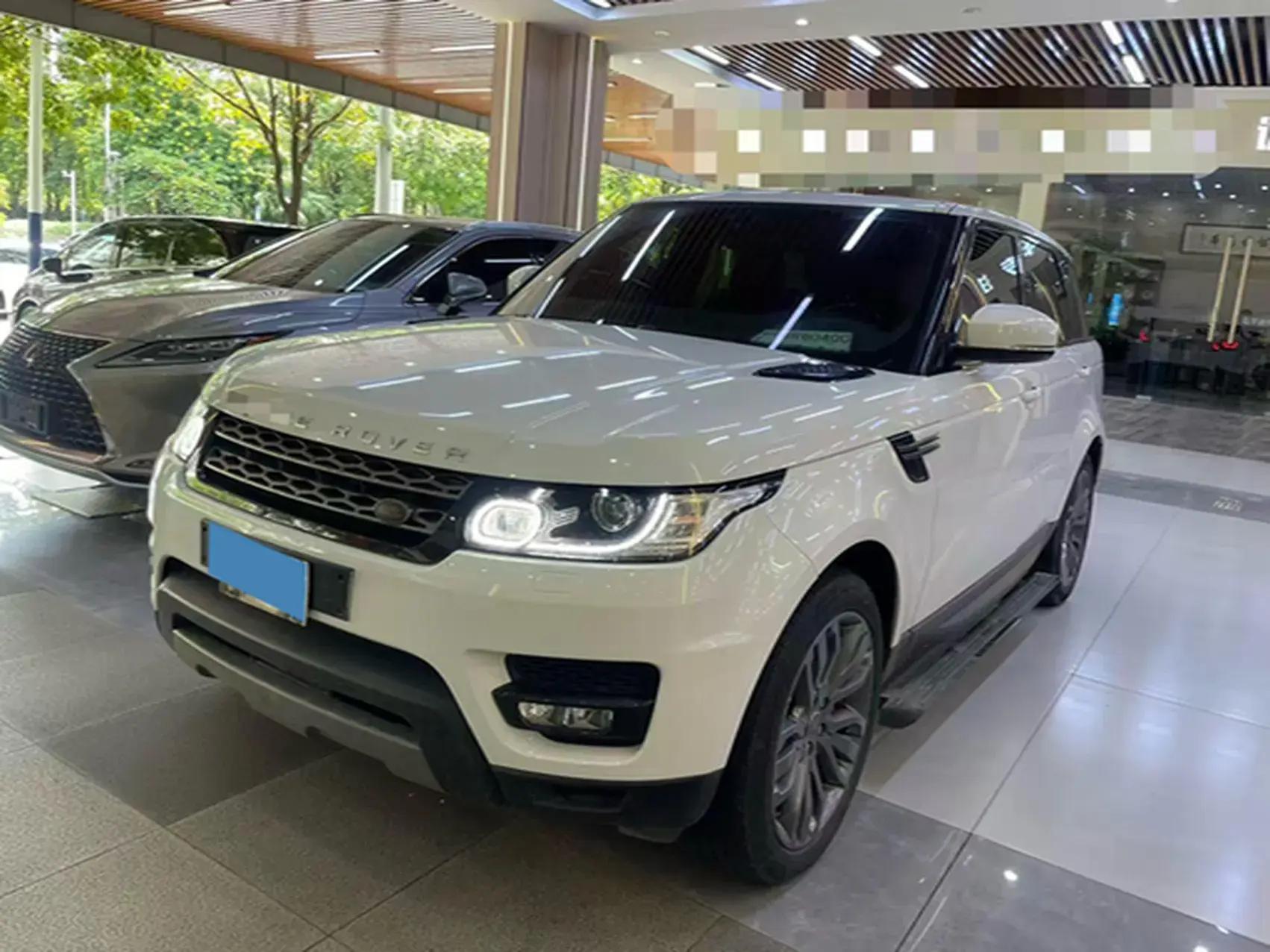 2014 LAND ROVER view 1