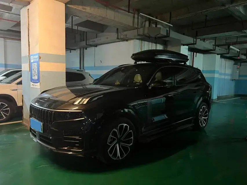 2021 LYNK&CO 09 view 1