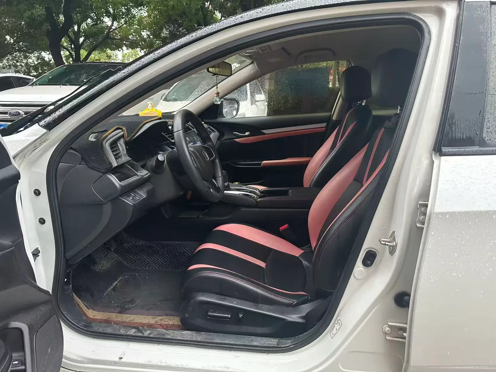 2019 HONDA CIVIC thumbnail 4