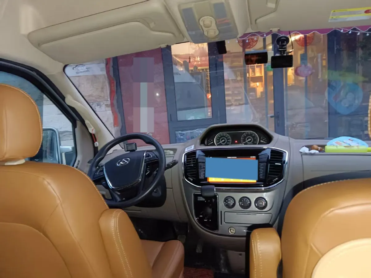 2021 MAXUS V80 RV 2.0T 139HP L4 6AMT,autocango,china used car exporter,china ev exporter,chinese used car exporter,chinese used ev exporter