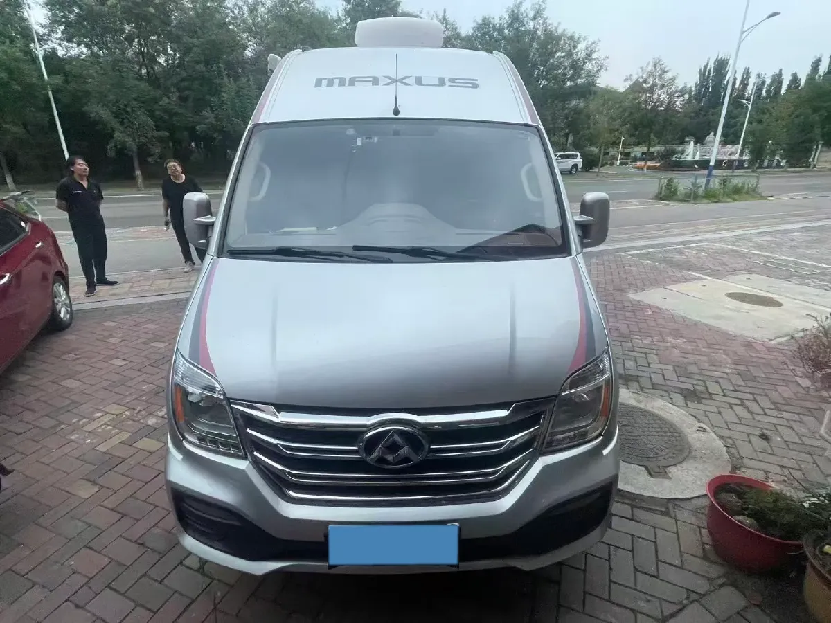 2021 MAXUS V80 RV 2.0T 139HP L4 6AMT,autocango,china used car exporter,china ev exporter,chinese used car exporter,chinese used ev exporter
