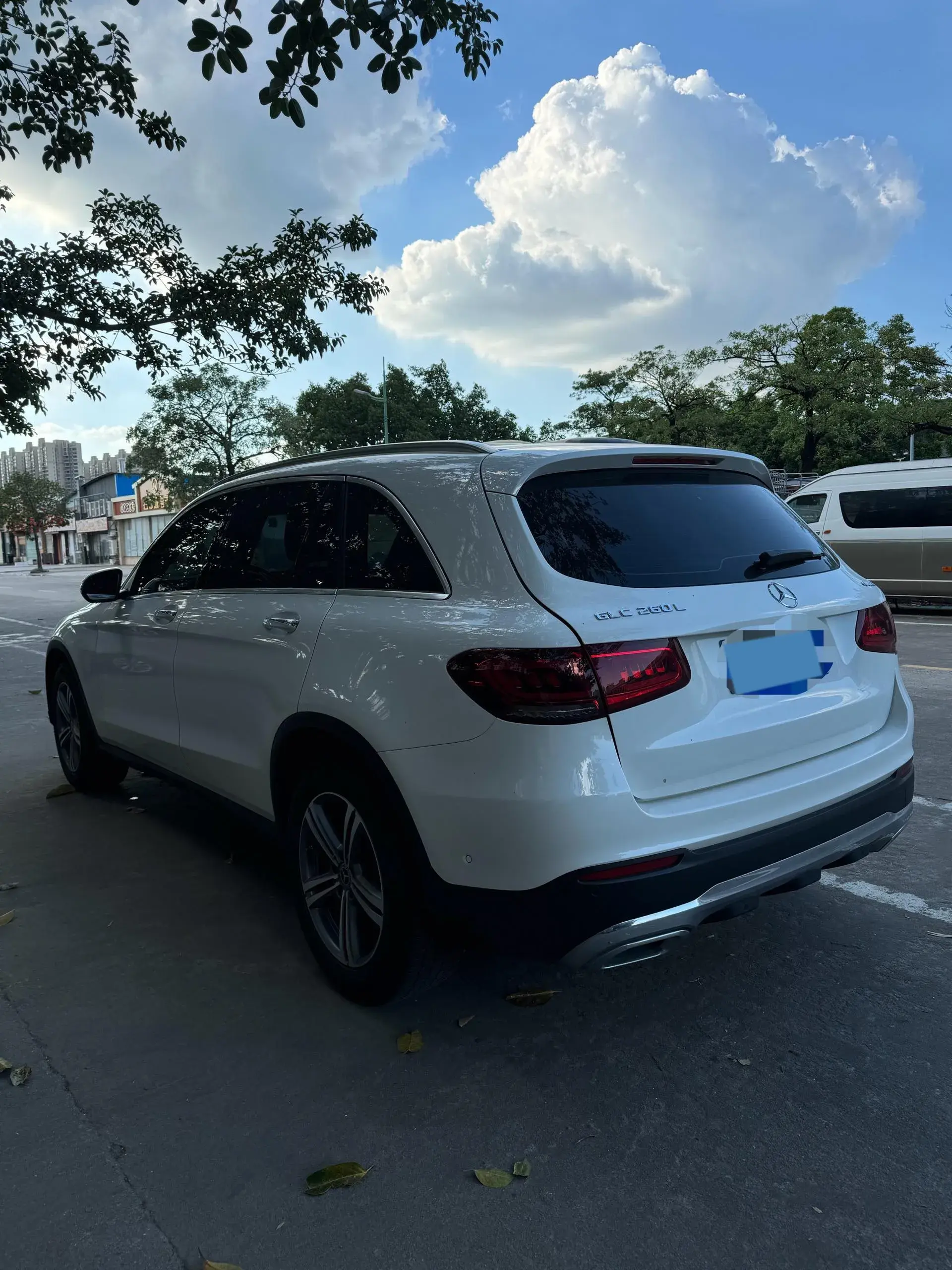 2021 MERCEDES-BENZ GLC thumbnail 4