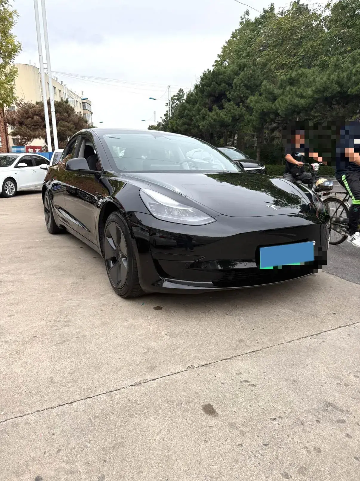 2021 TESLA MODEL thumbnail 3