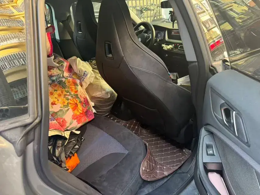 2021 BMW 2 thumbnail 4