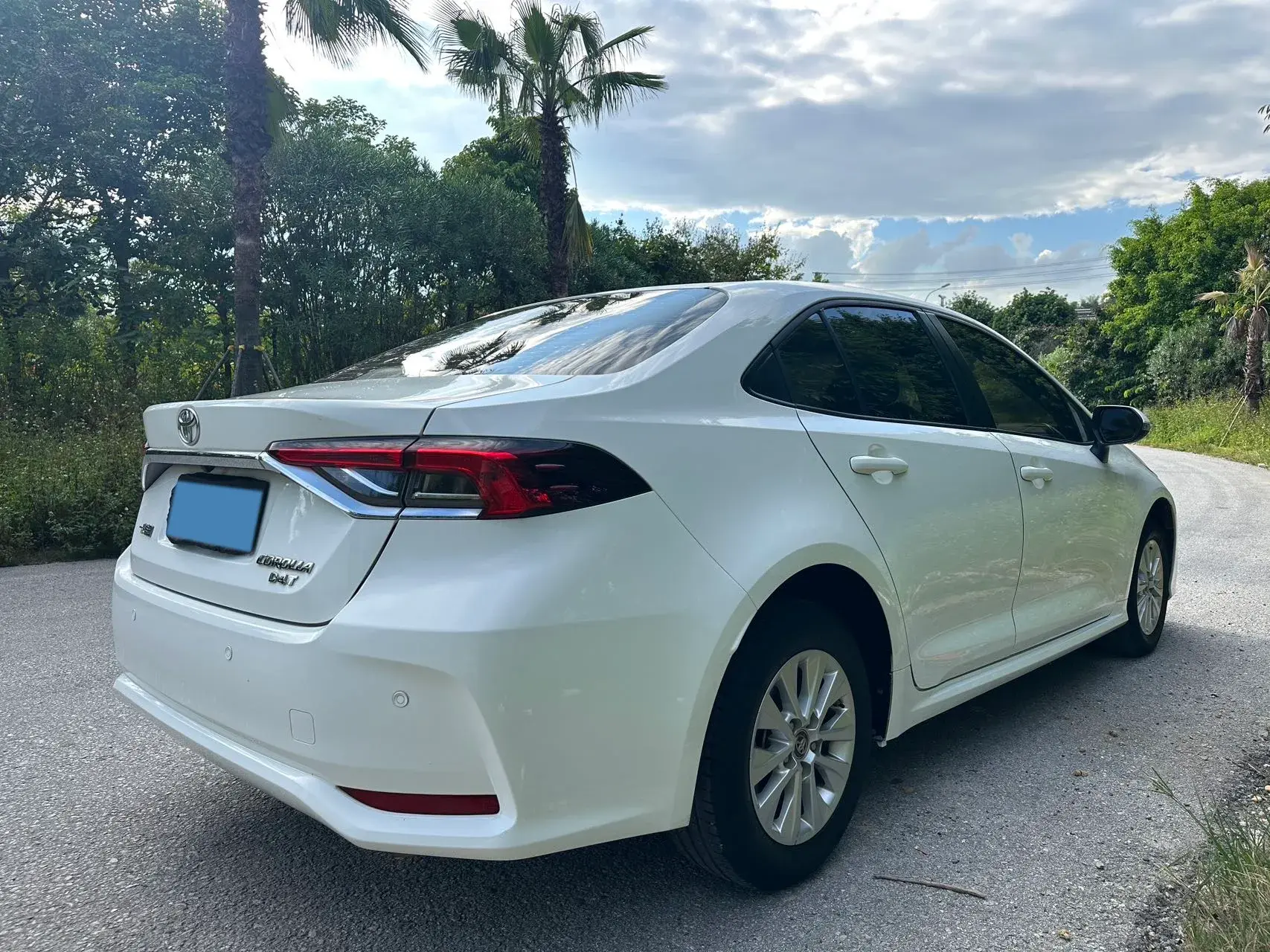 2021 TOYOTA COROLLA thumbnail 4