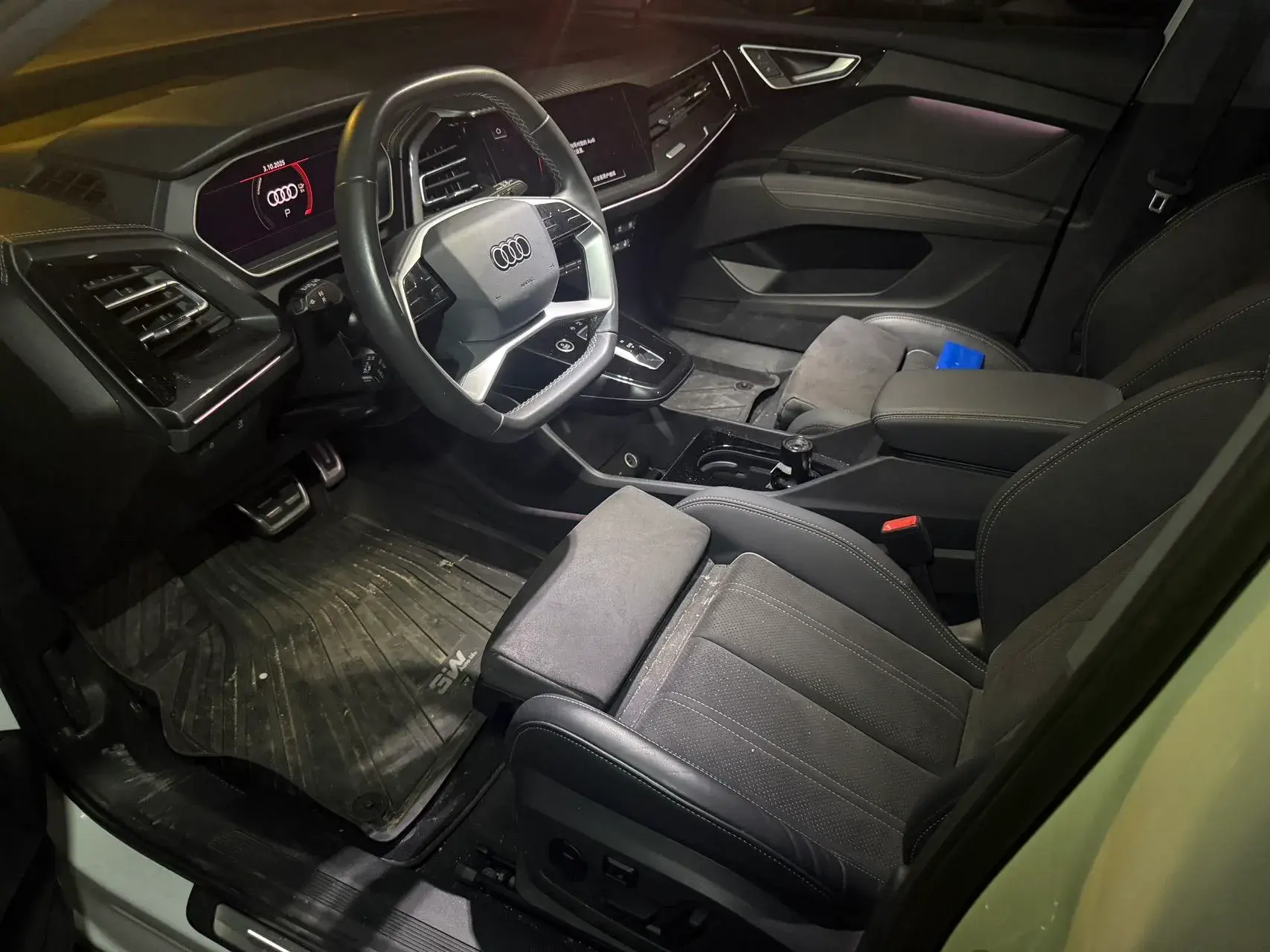 2022 AUDI Q4 thumbnail 4