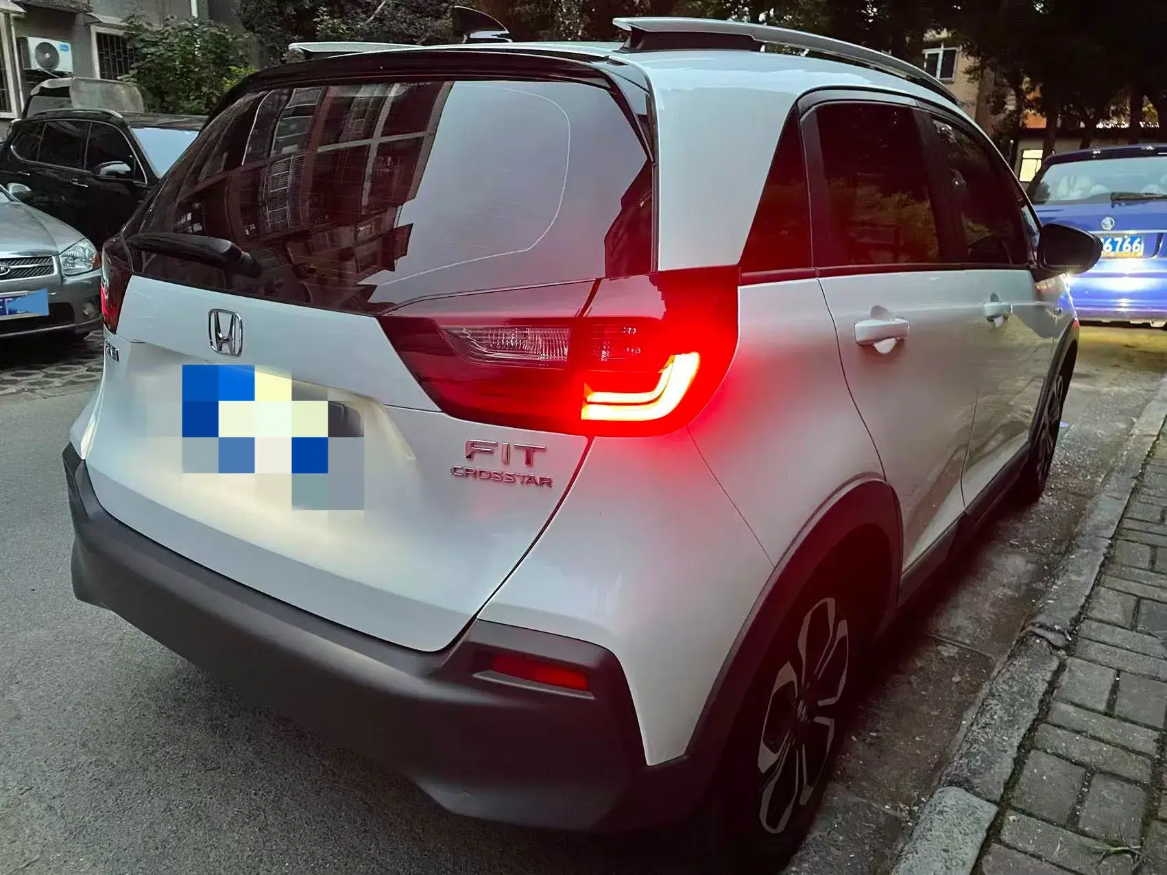 2023 HONDA FIT thumbnail 3