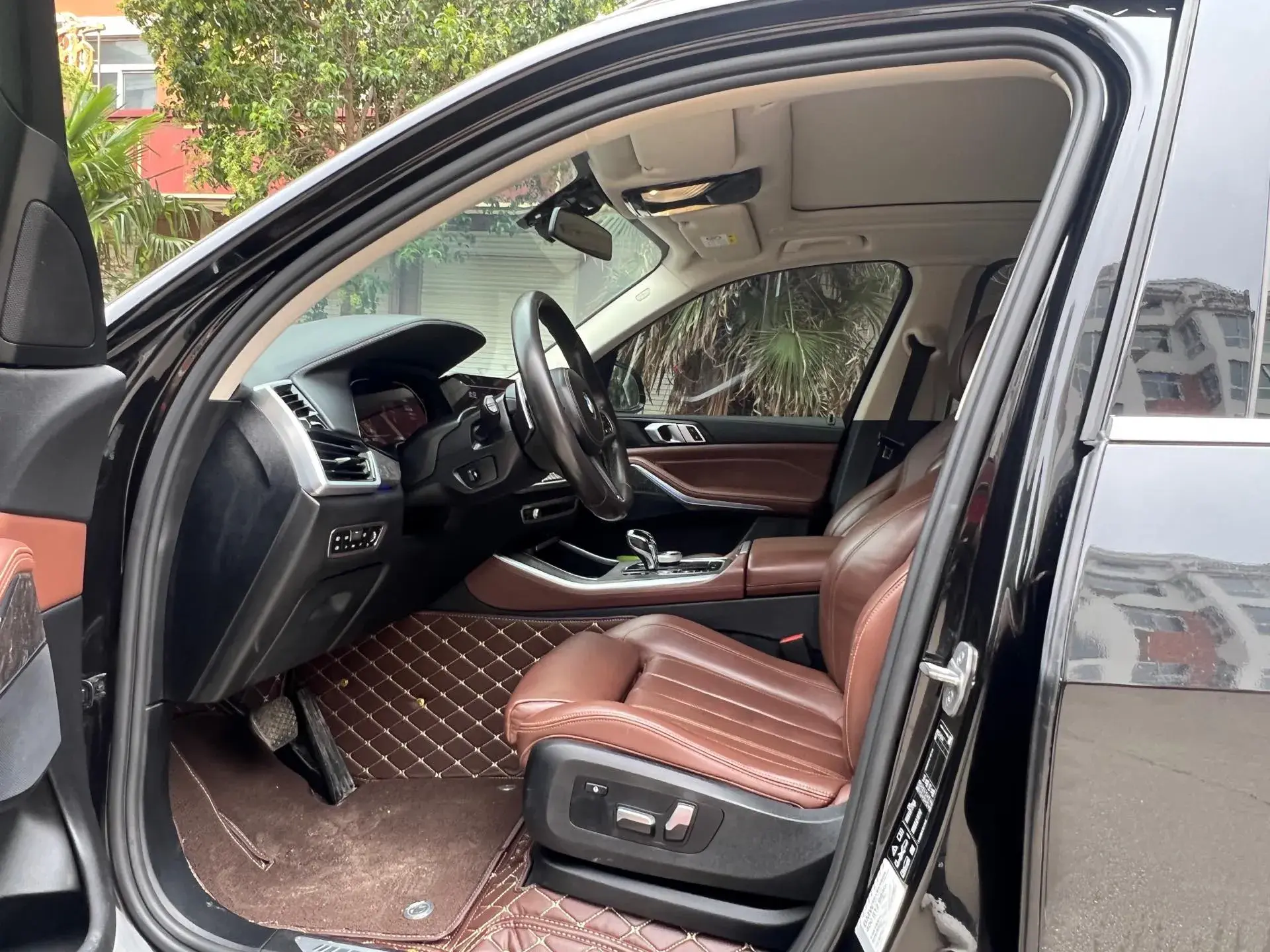 2020 BMW X5 thumbnail 4