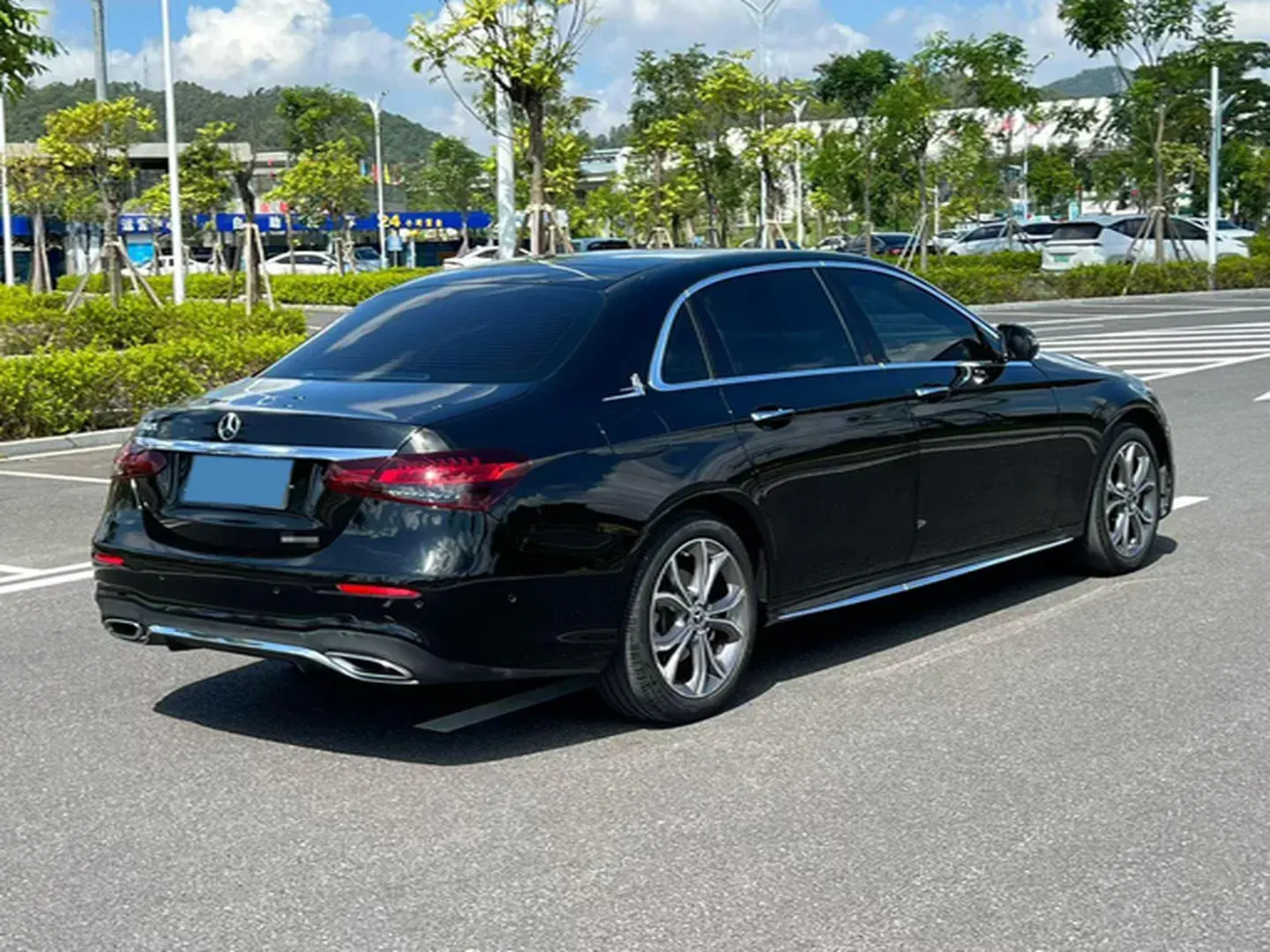 2022 MERCEDES-BENZ E thumbnail 3