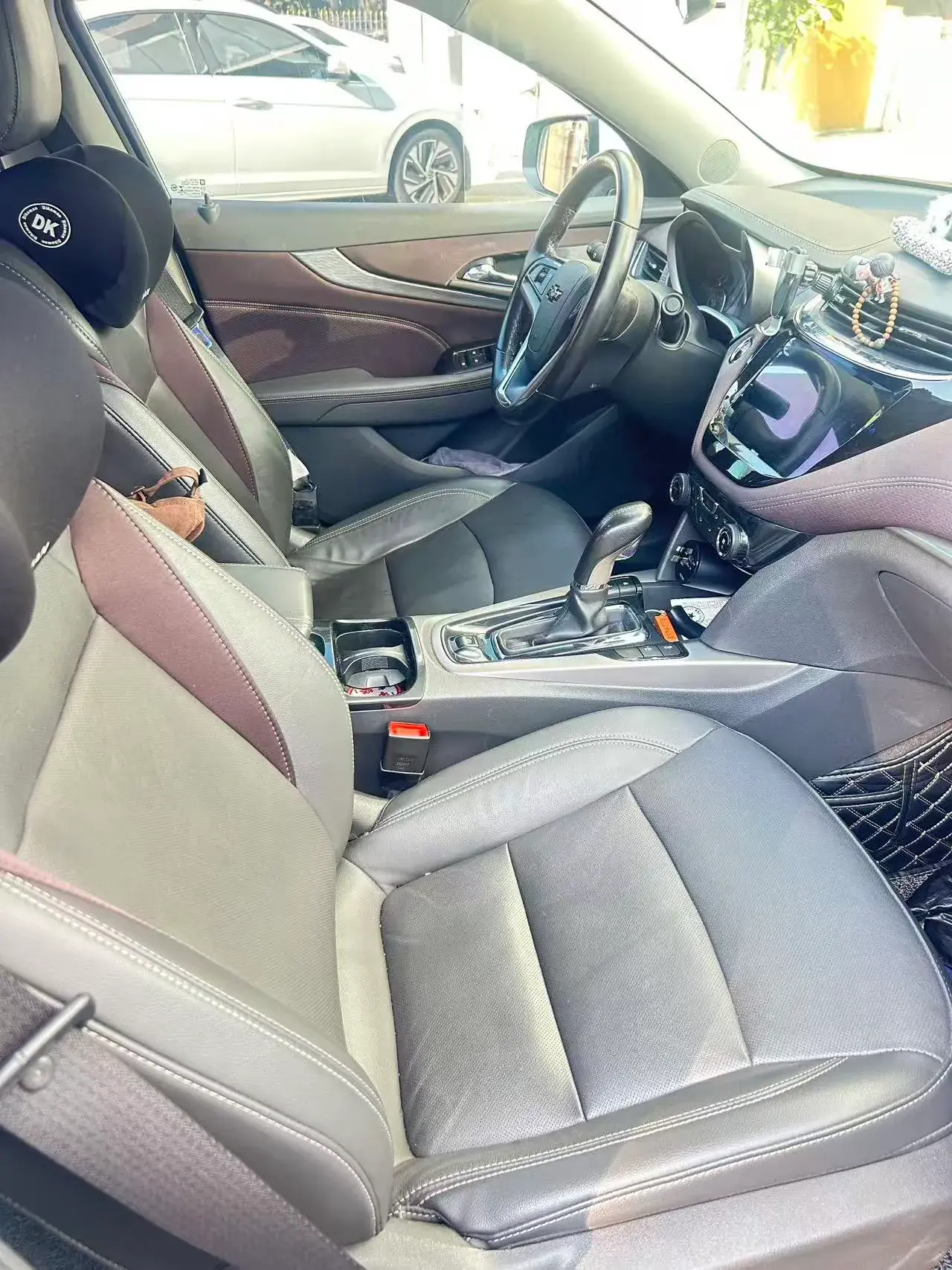 2018 CHEVROLET MALIBU thumbnail 4