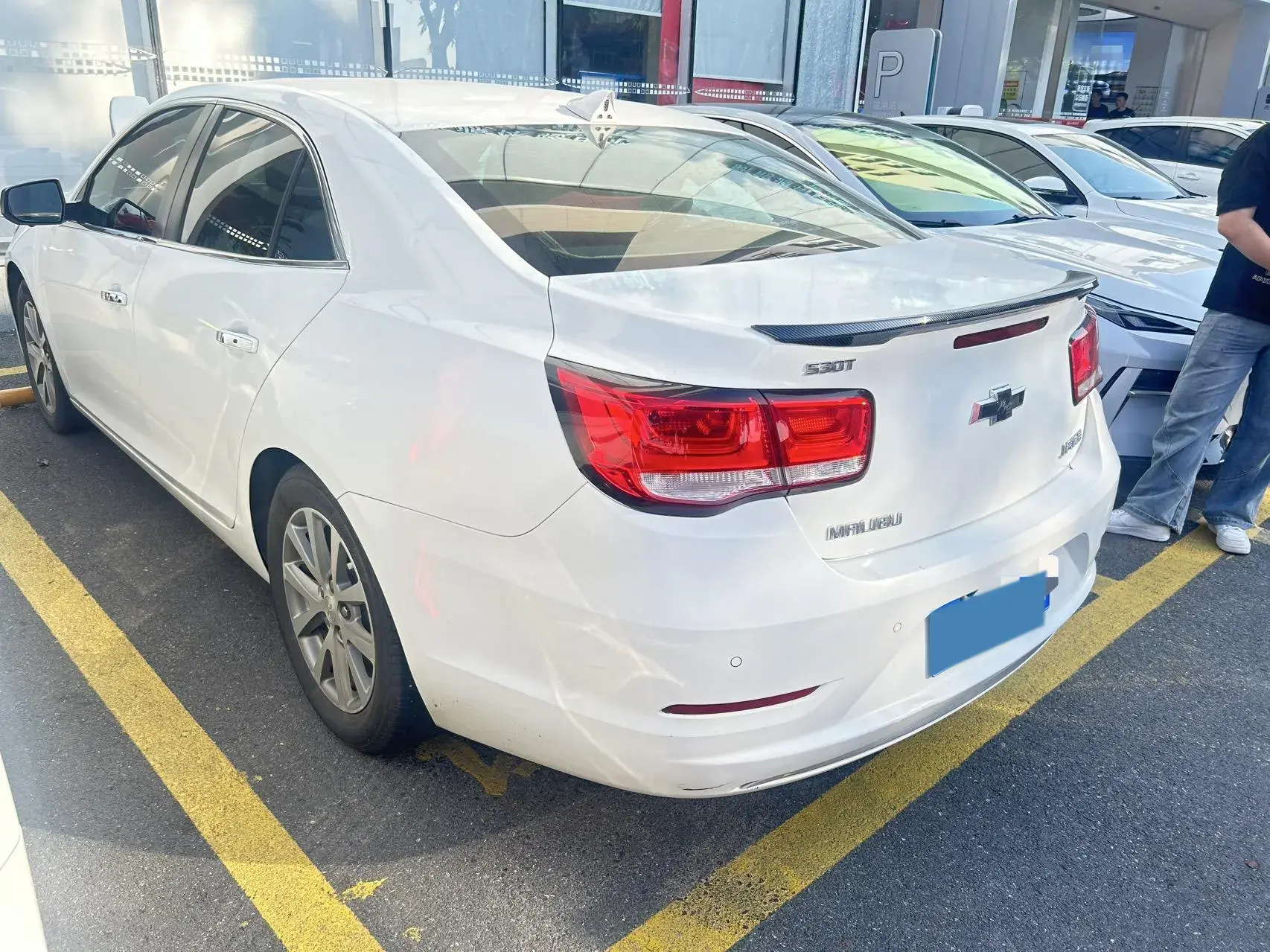 2018 CHEVROLET MALIBU thumbnail 3