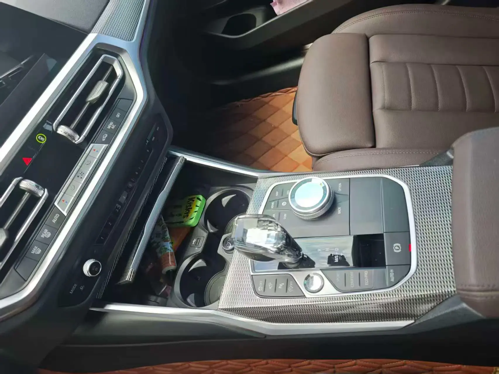 2021 BMW 3 thumbnail 4