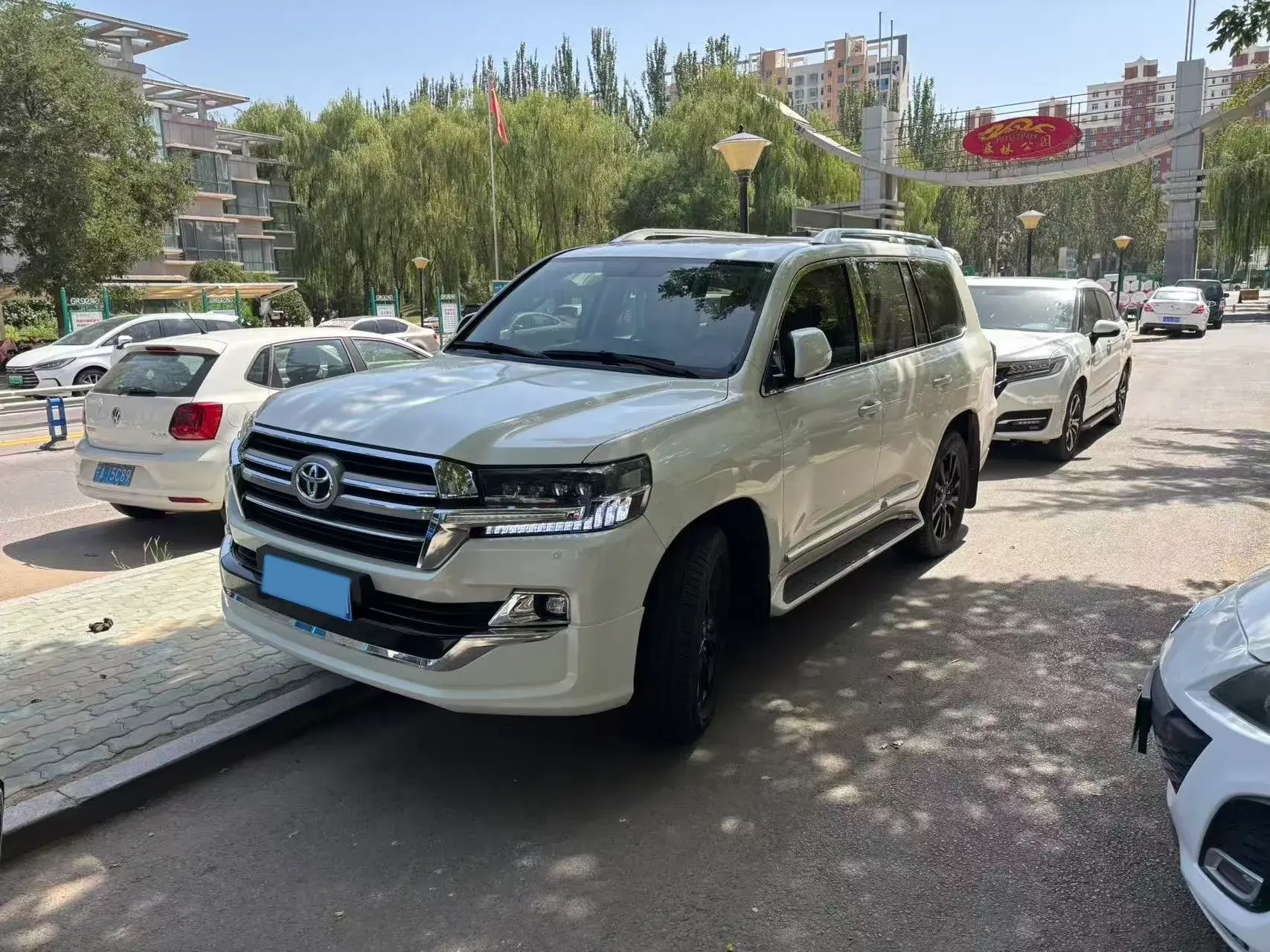 2019 CHEVROLET TRAX view 1
