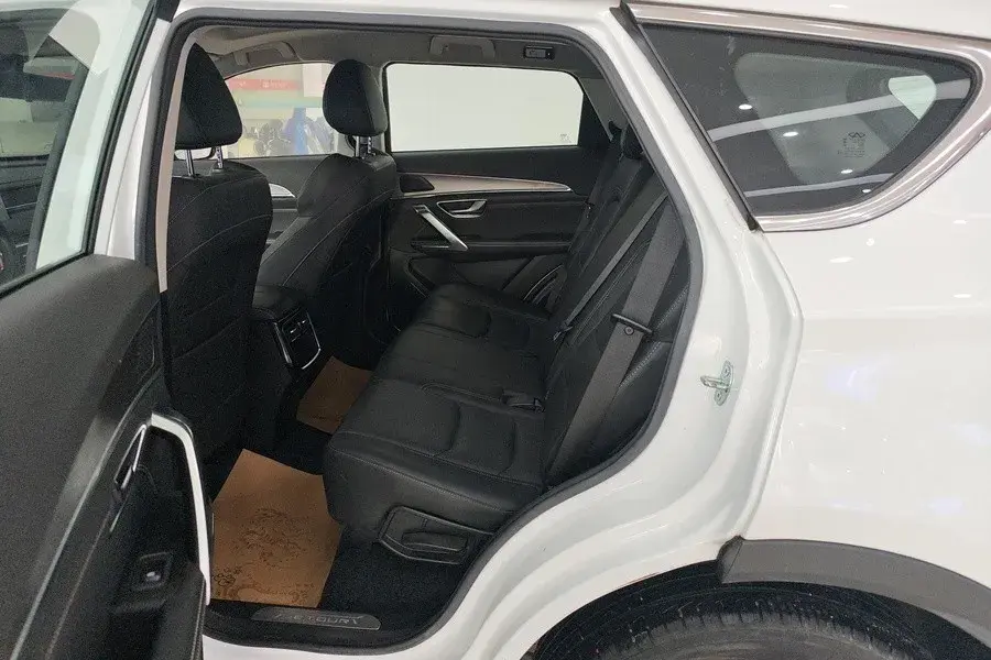 2023 JETOUR X70 thumbnail 4