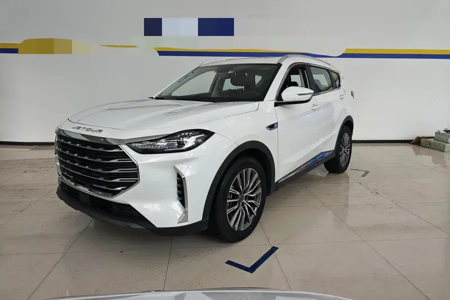 2023 JETOUR X70 view 1