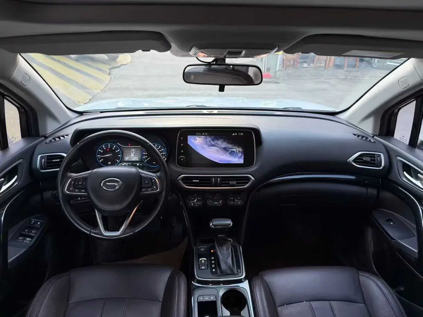 2019 GAC TRUMPCHI thumbnail 4