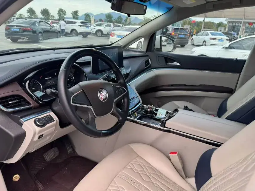 2021 BUICK GL8 thumbnail 2