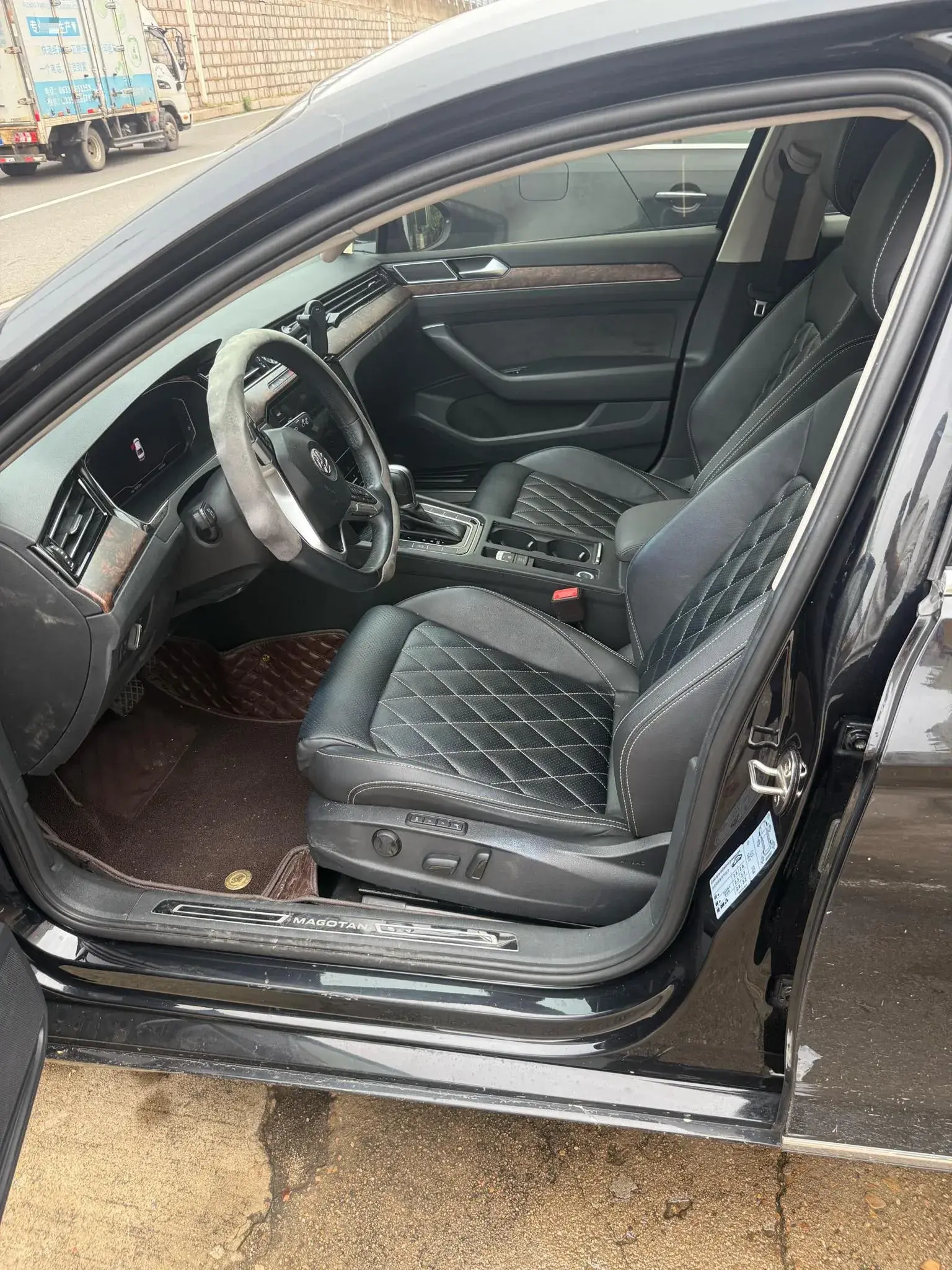 2020 VOLKSWAGEN MAGOTAN thumbnail 3