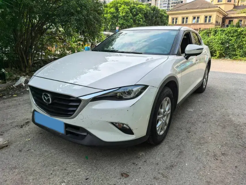 2018 MAZDA CX-4 view 1