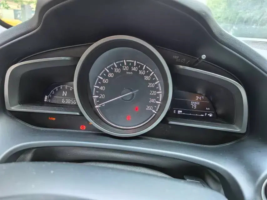 2018 MAZDA CX-4 thumbnail 4