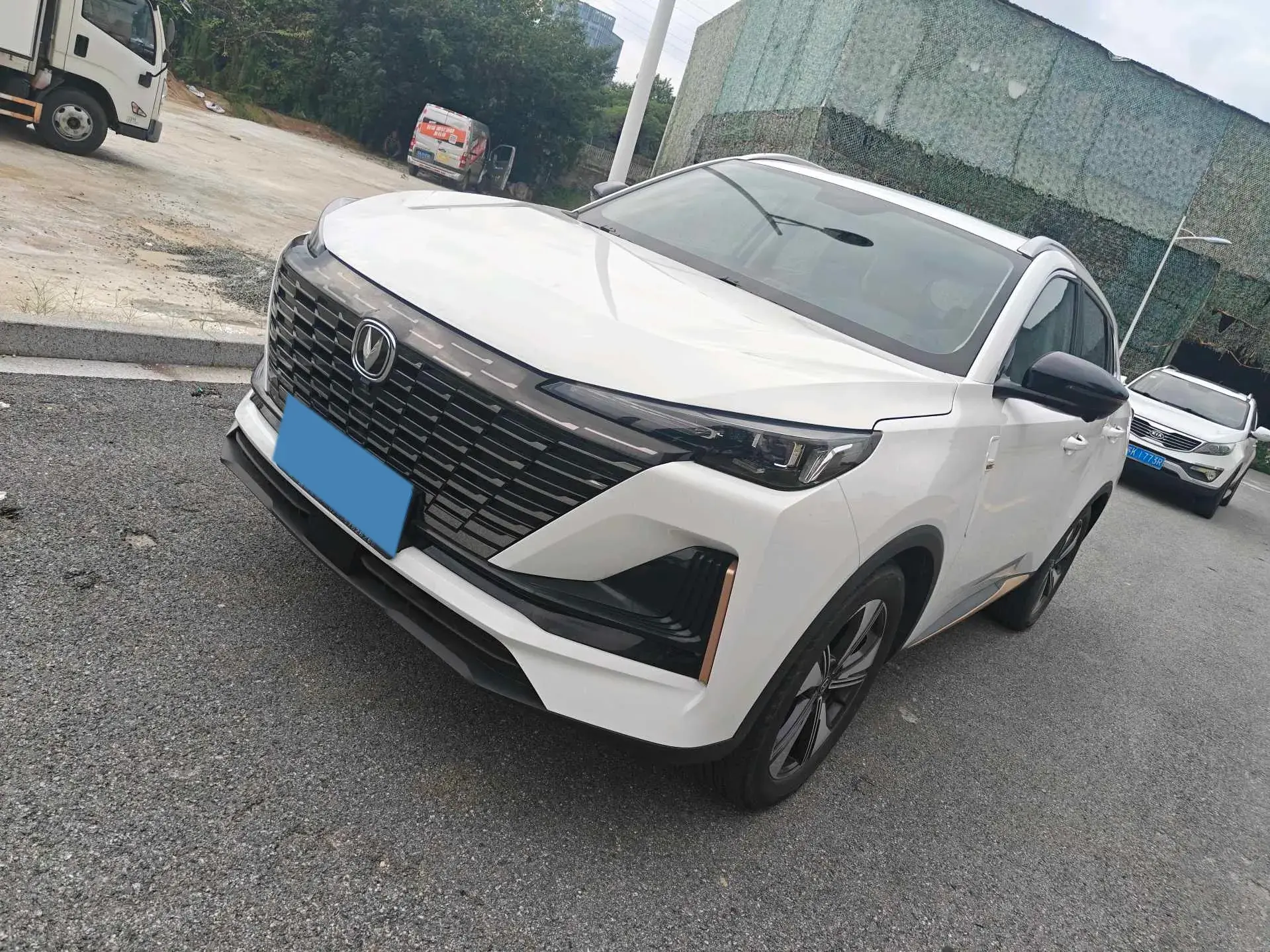 2022 CHANGAN CS75 view 1