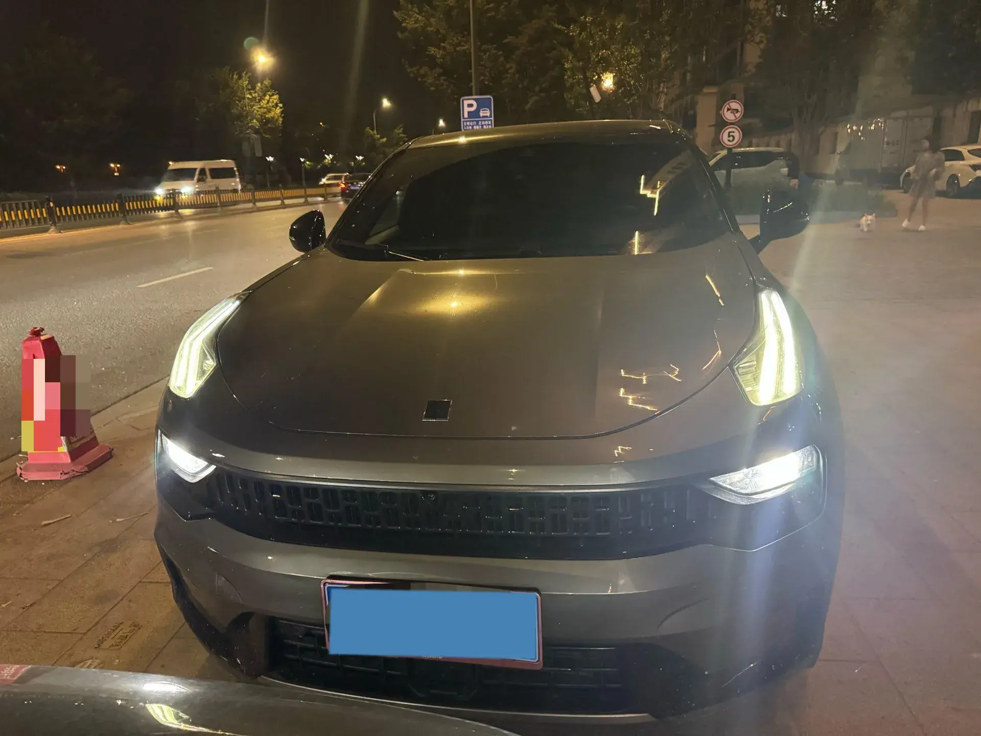 2020 LYNK&CO 05 thumbnail 2