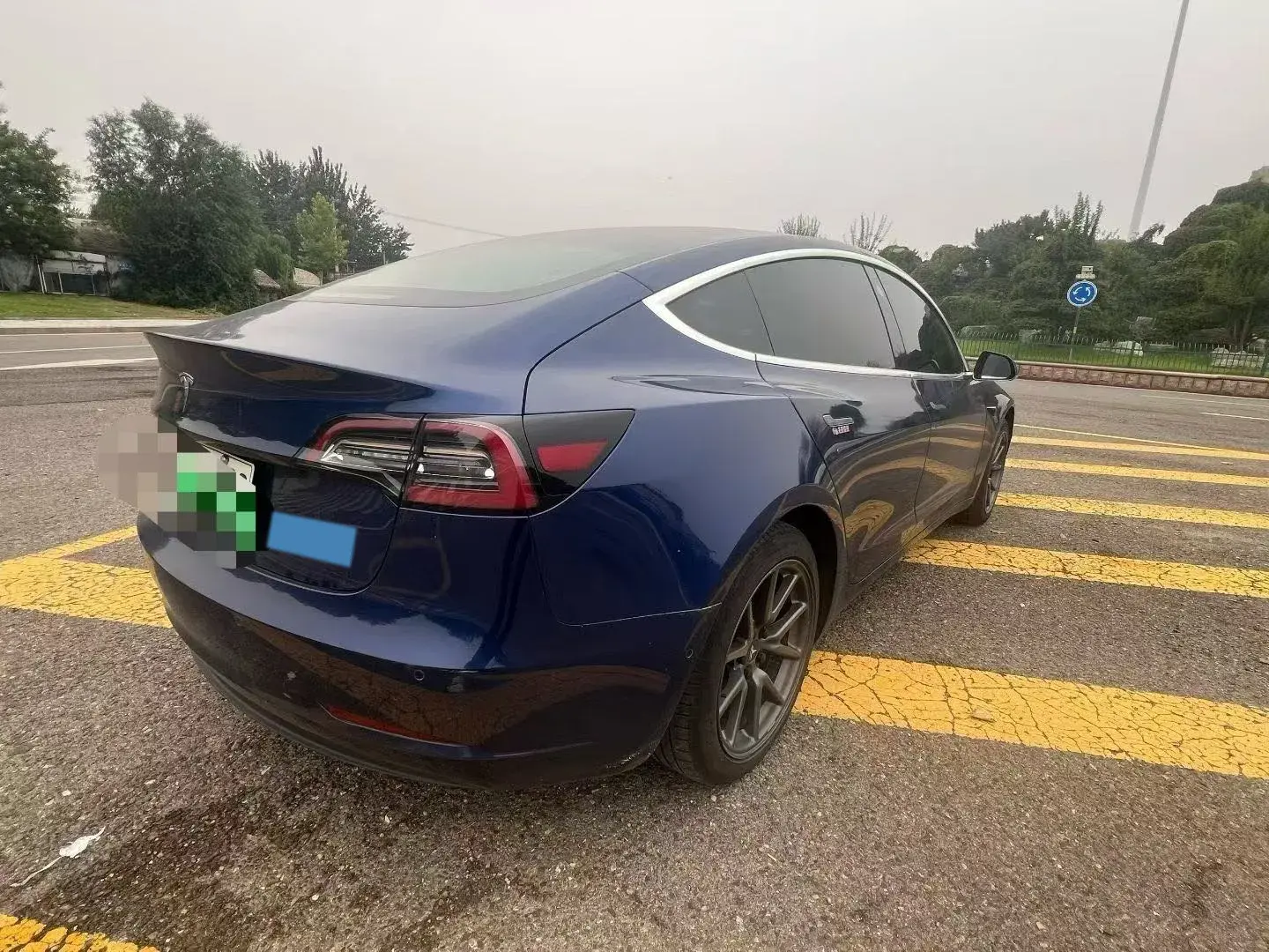 2020 TESLA MODEL thumbnail 3