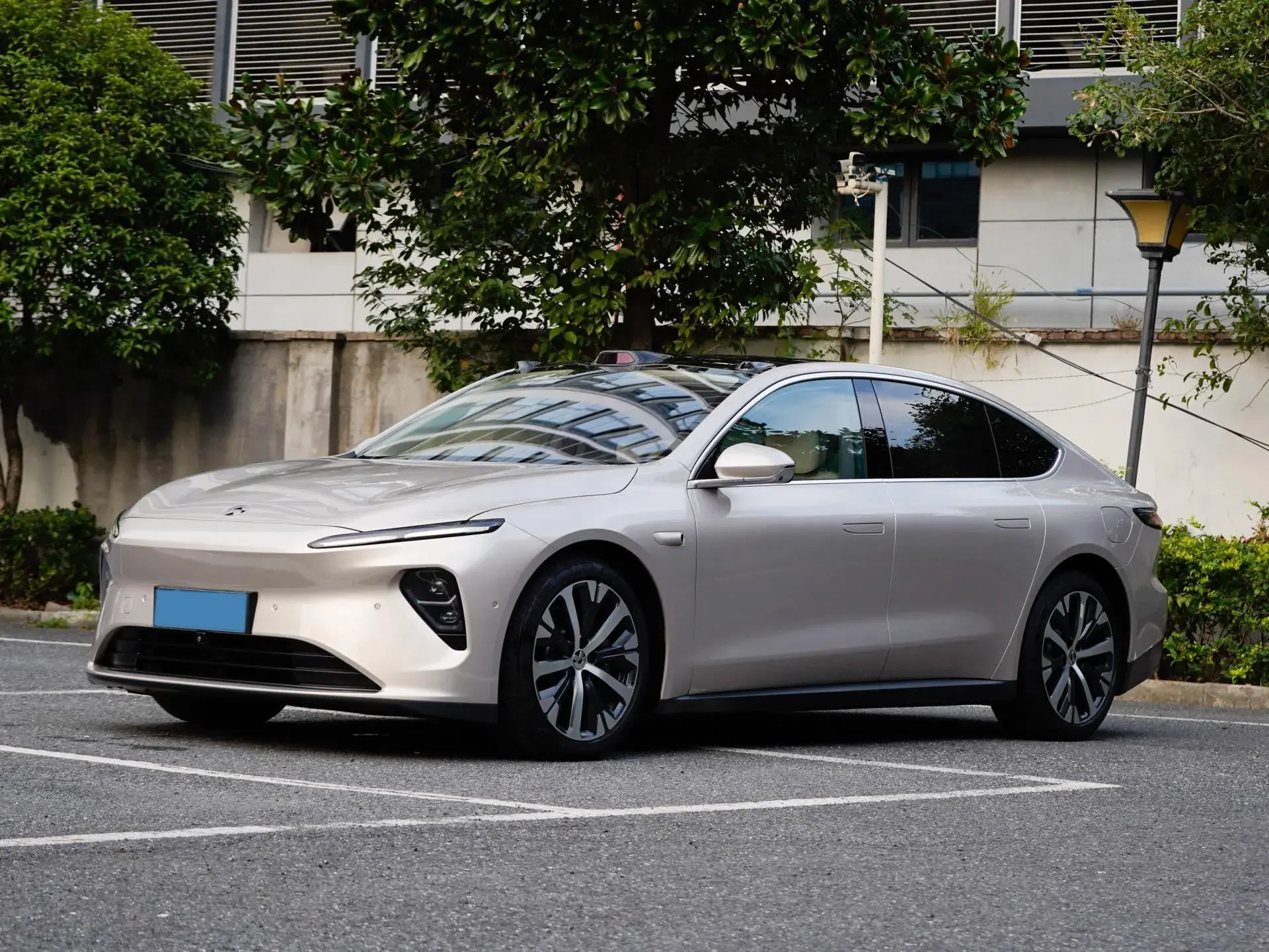 2024 NIO ET7 view 1