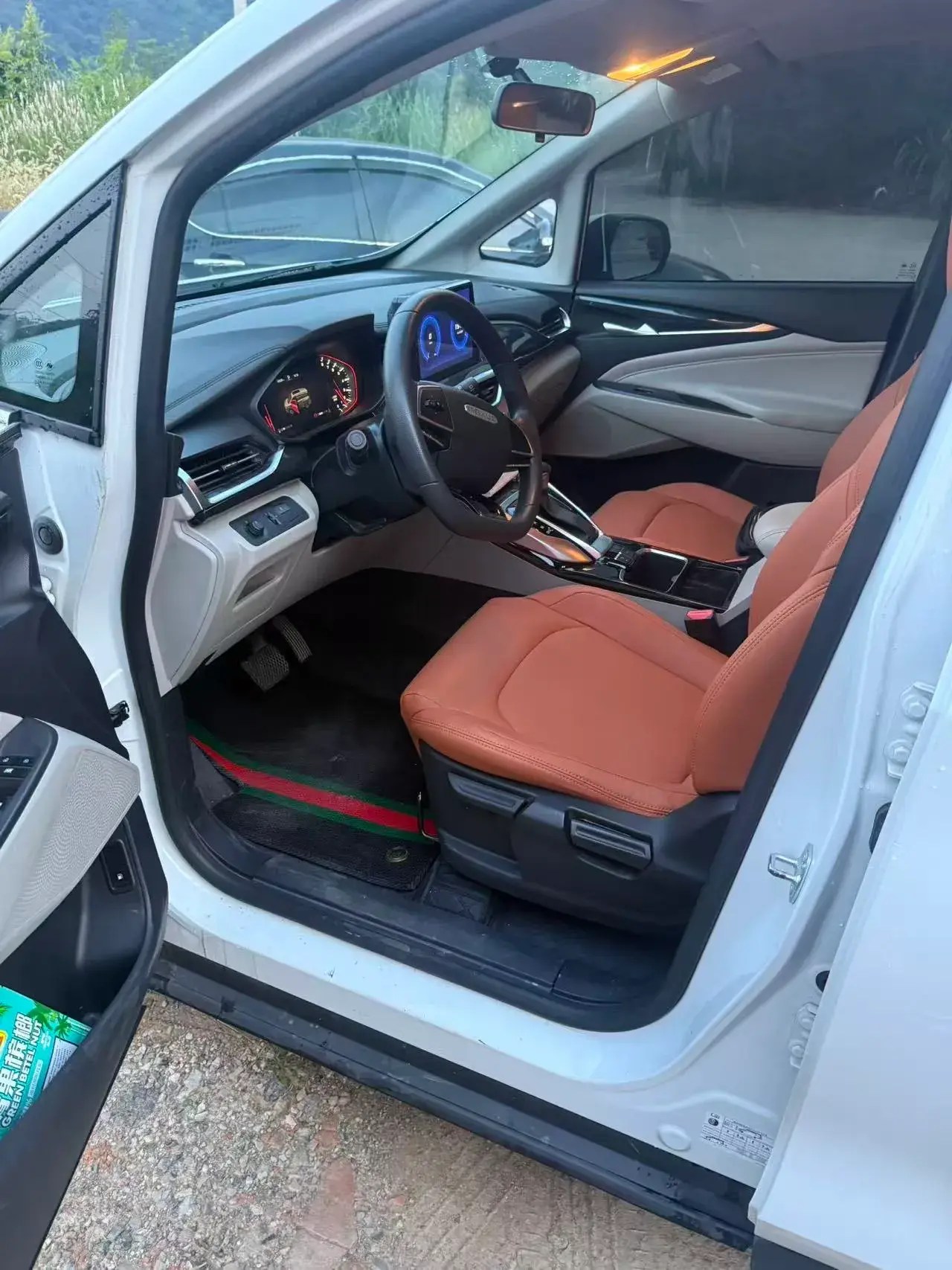 2022 MAXUS G50 thumbnail 3