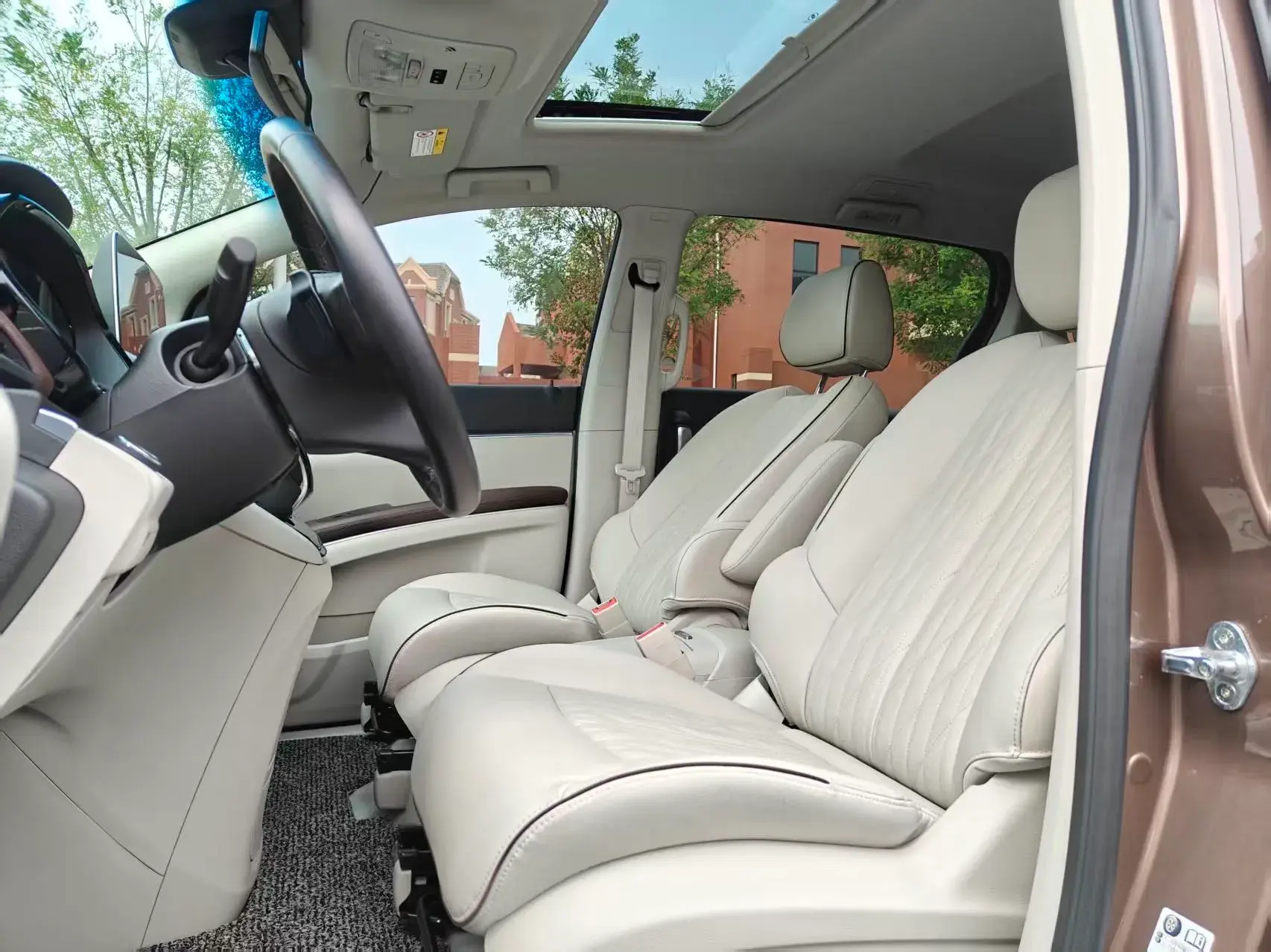 2021 BUICK GL8 thumbnail 4