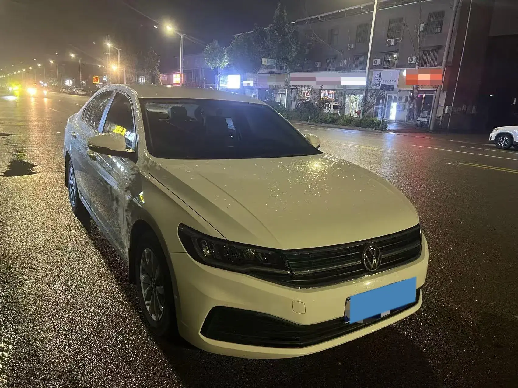 2019 VOLKSWAGEN BORA thumbnail 2