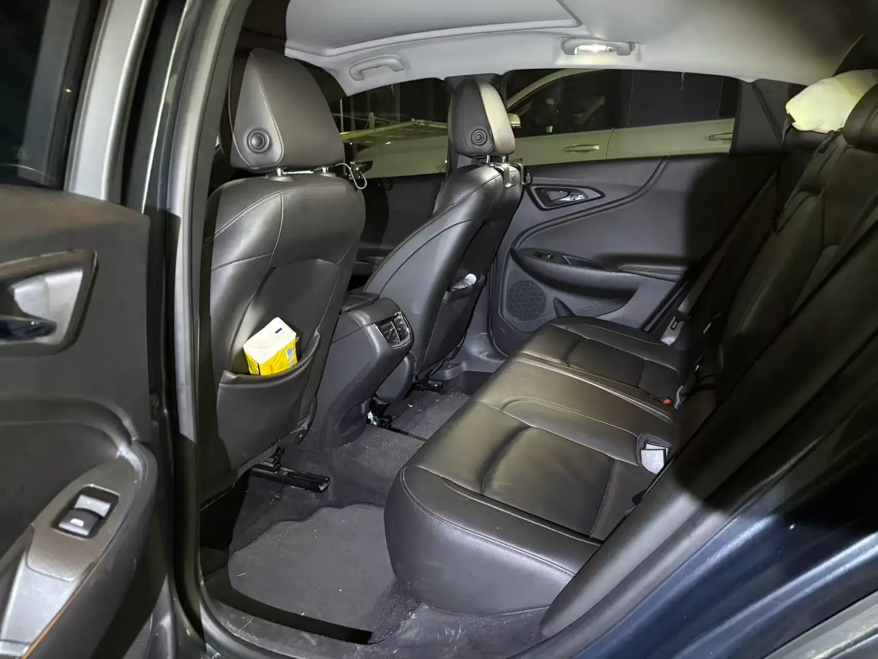 2020 CHEVROLET MALIBU thumbnail 2