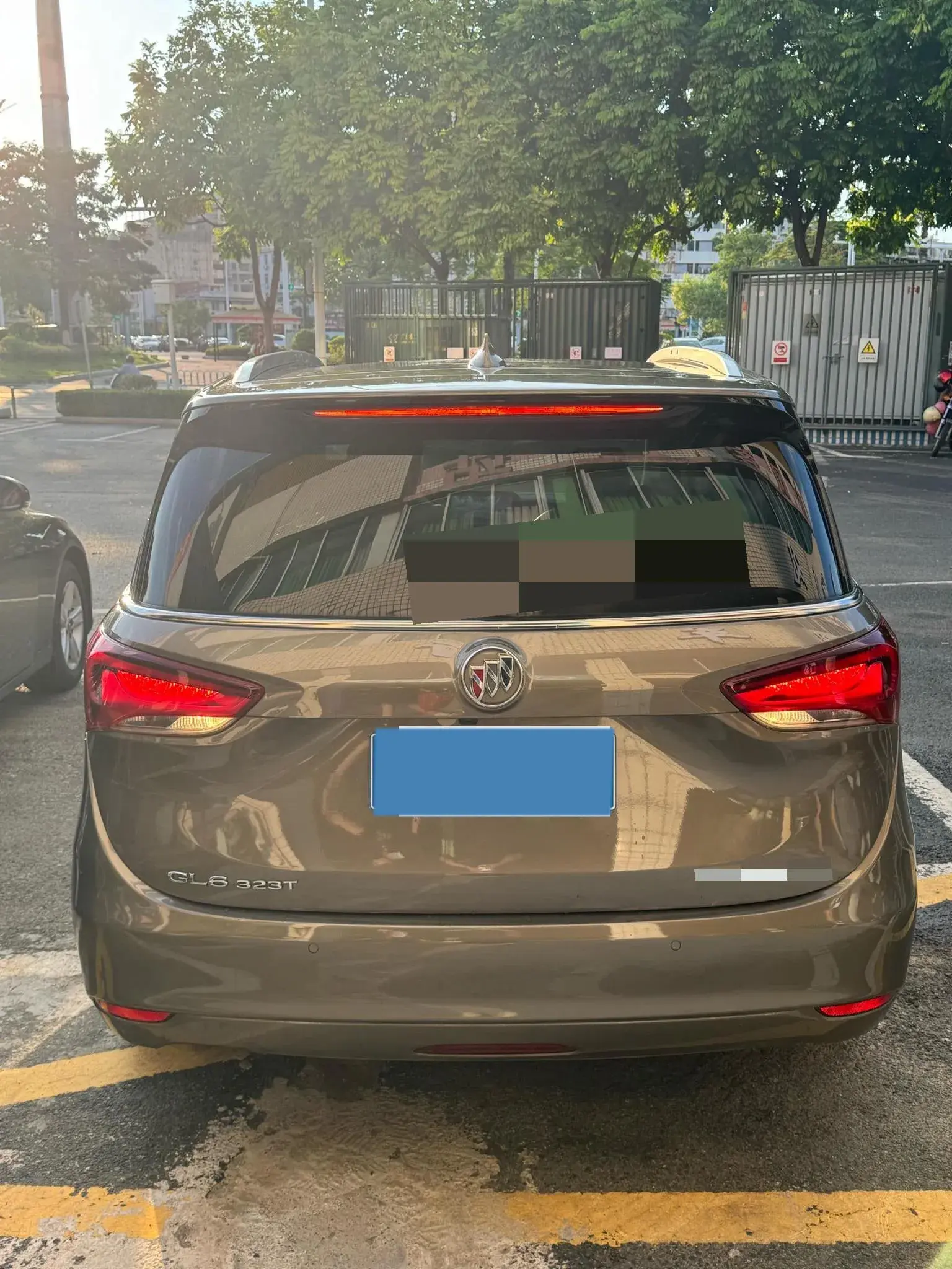 2021 BUICK GL6 thumbnail 4