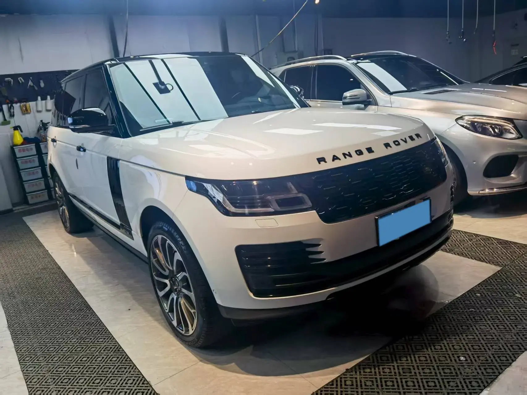 2020 LAND ROVER thumbnail 2