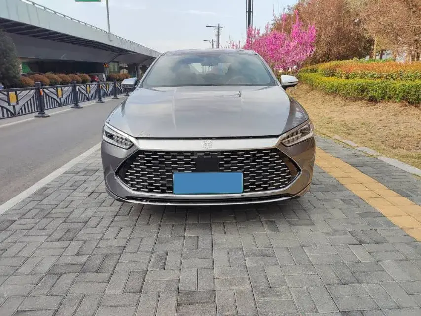 2023 BYD QIN thumbnail 3