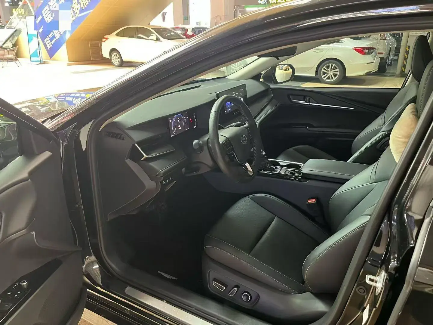 2024 TOYOTA CAMRY thumbnail 2