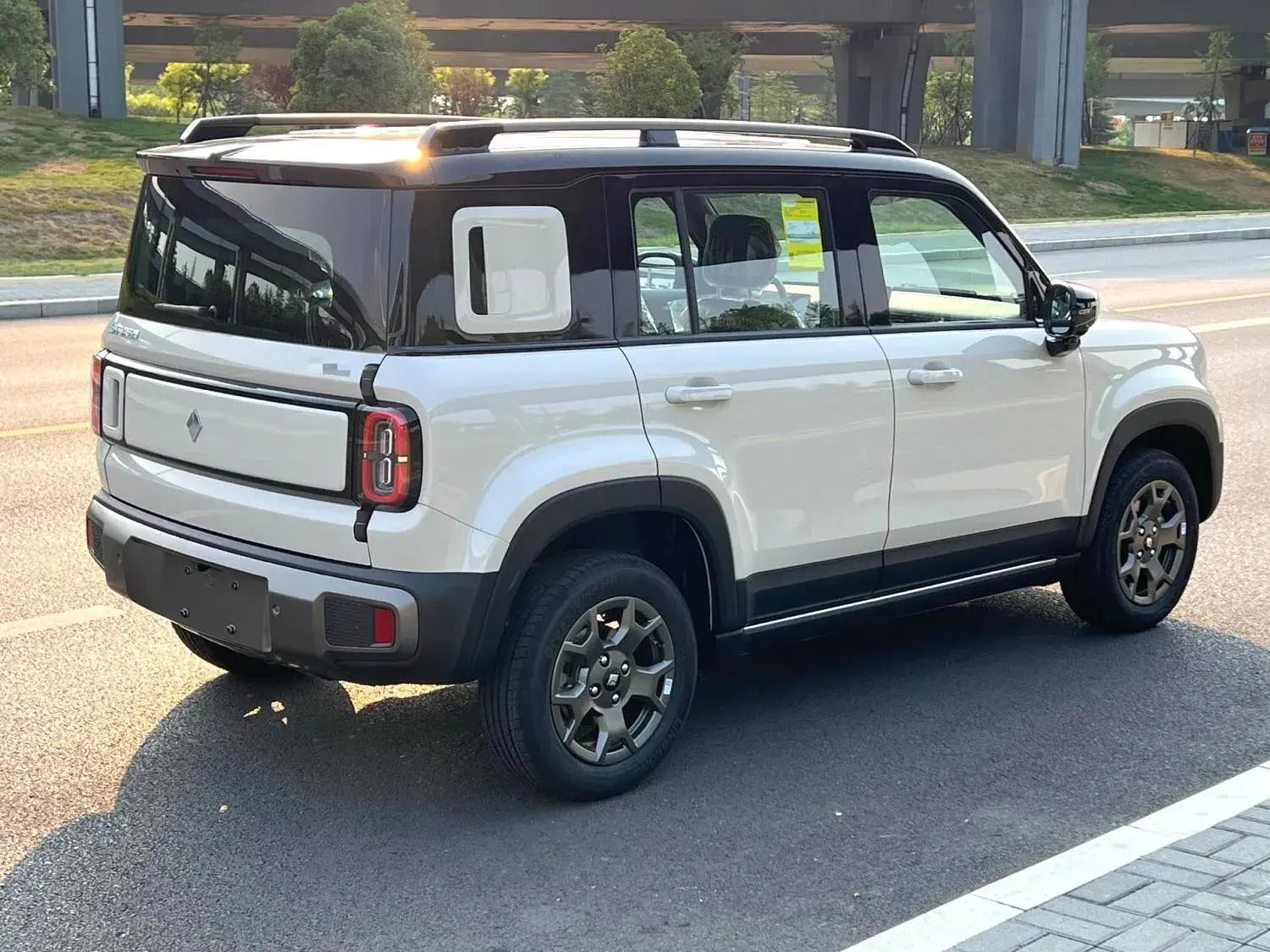 2023 BAOJUN YEPPLUS thumbnail 4