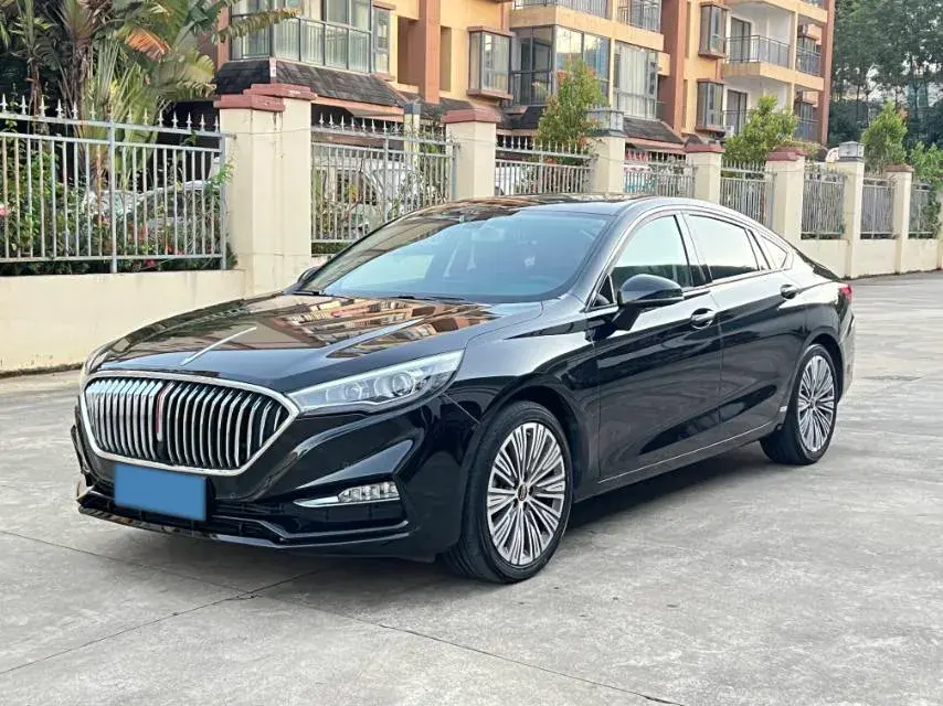 2022 HONGQI H5 view 1