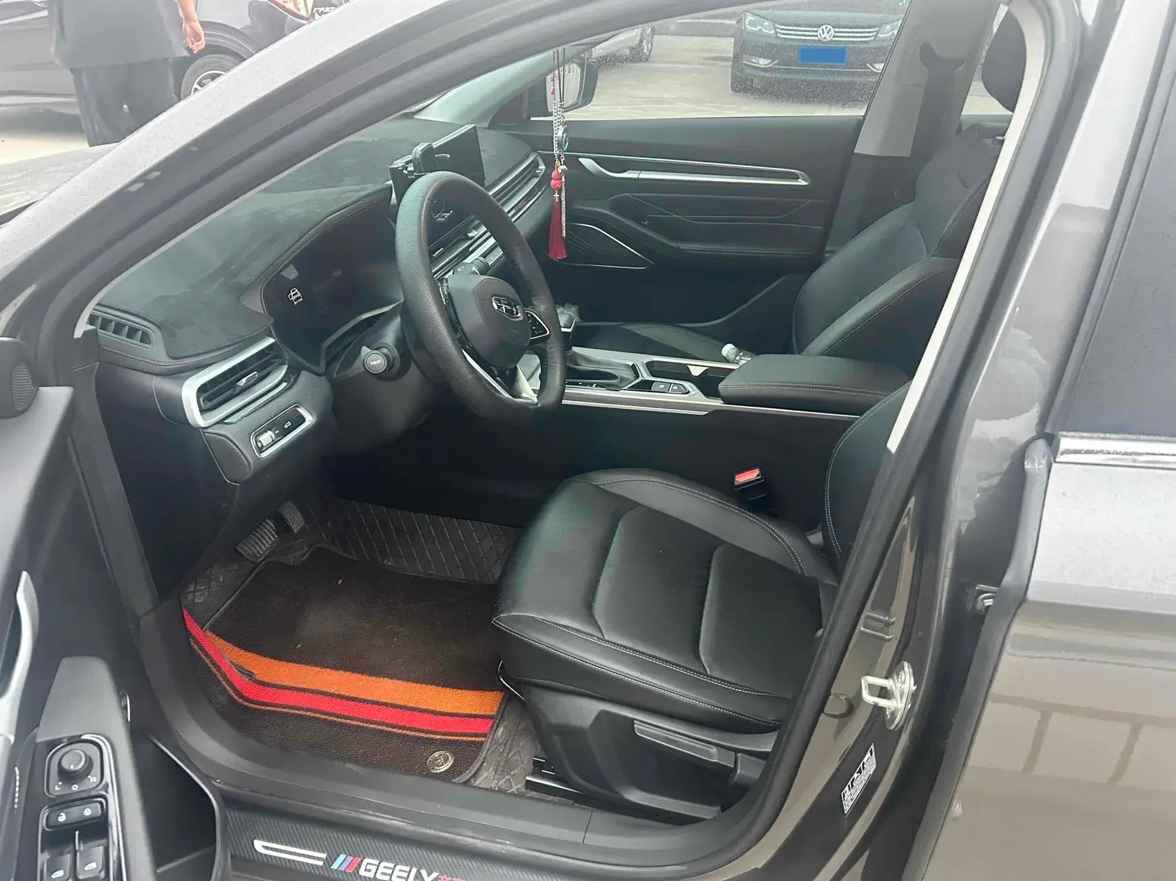 2023 GEELY EMGRAND thumbnail 4