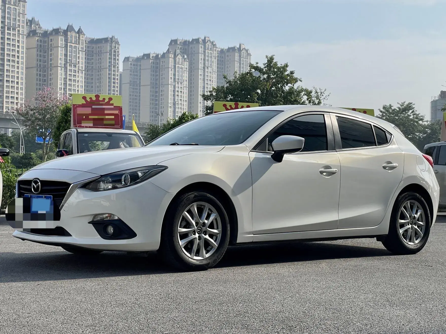 2014 MAZDA 3 view 1