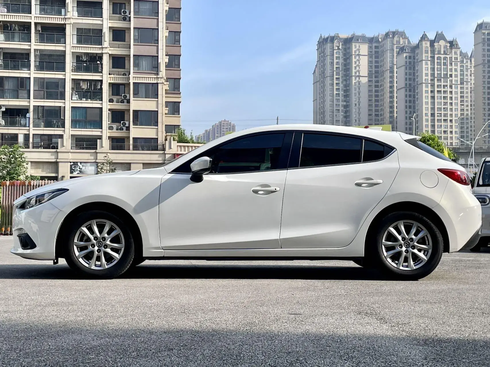 2014 MAZDA 3 thumbnail 4