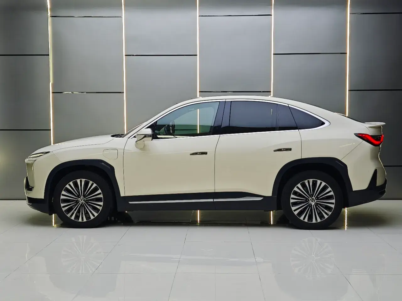 2020 NIO EC6 thumbnail 4