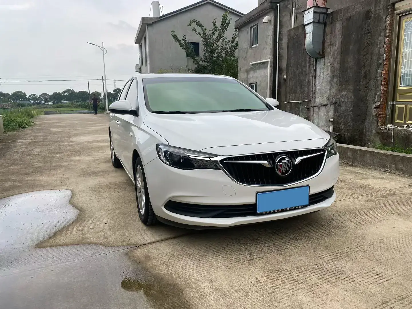 2020 BUICK VERANO thumbnail 3