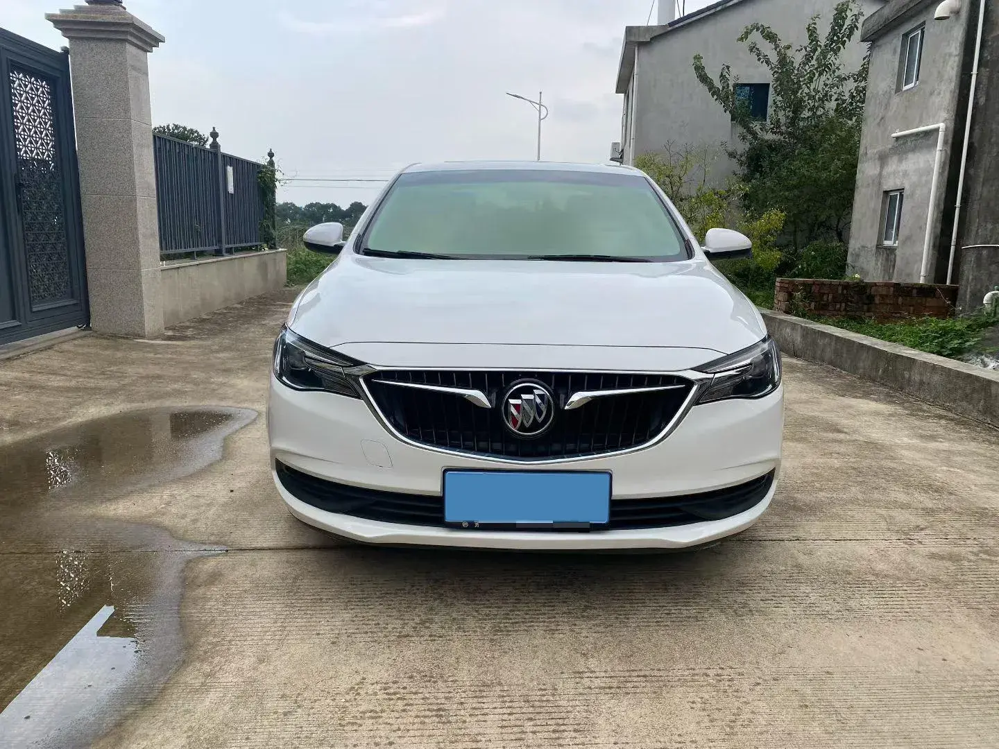 2020 BUICK VERANO thumbnail 2