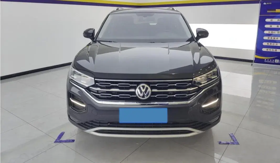 2022 VOLKSWAGEN TAYRON thumbnail 3