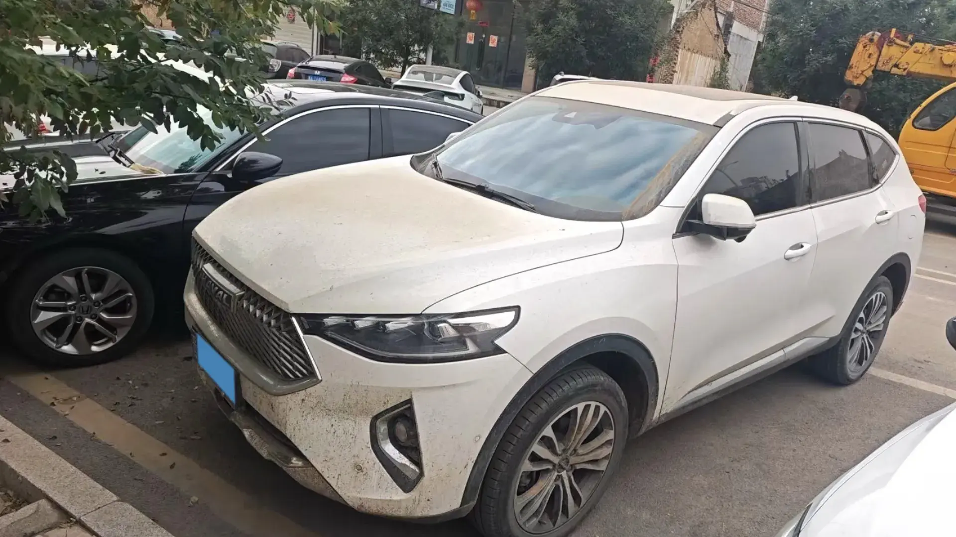2020 HAVAL F7 view 1