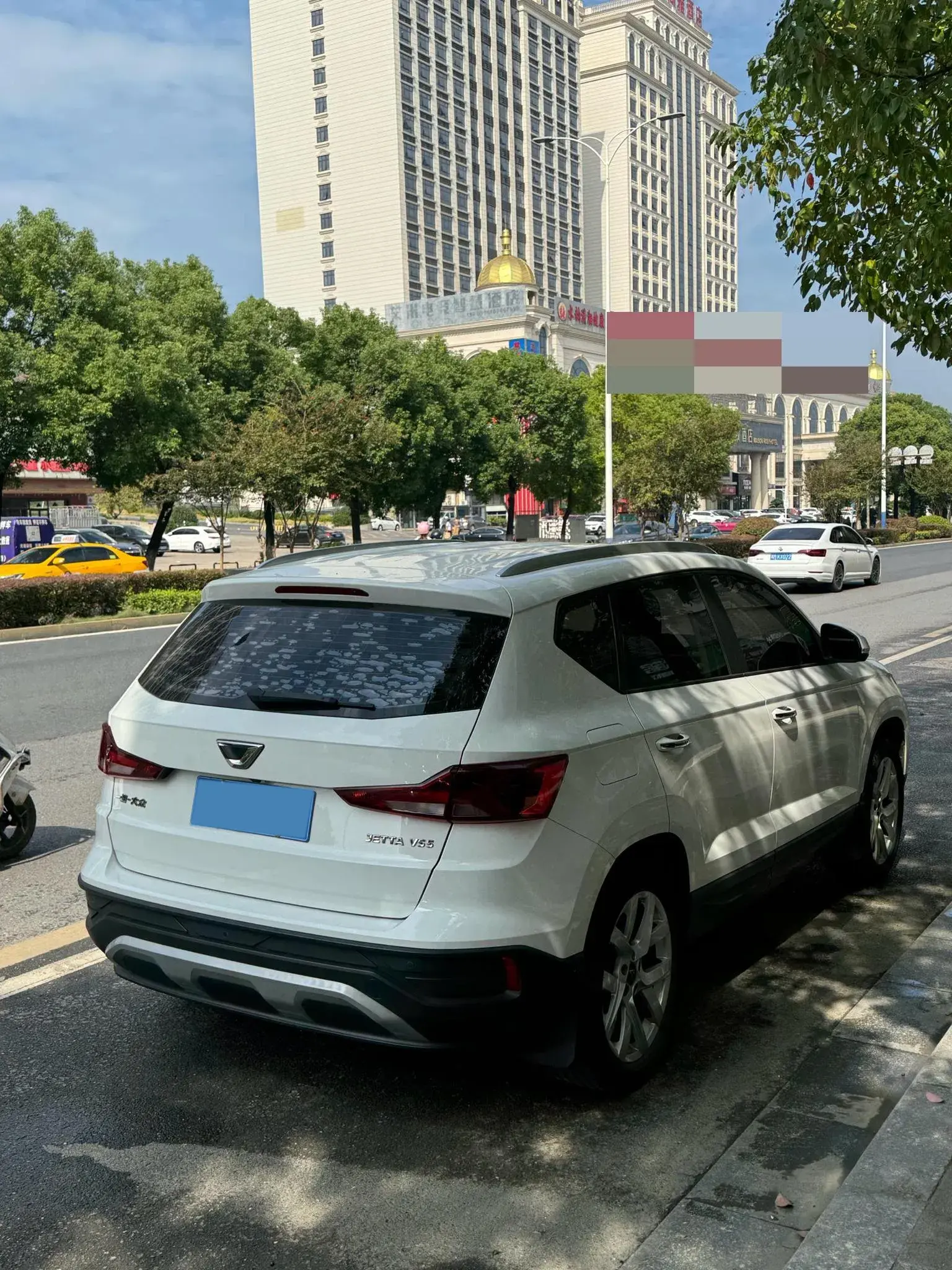 2022 JETTA VS5 thumbnail 4