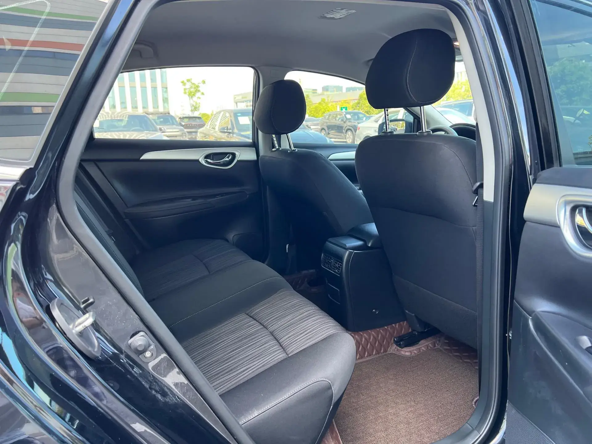 2024 NISSAN SYLPHY thumbnail 4